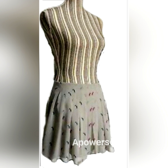 2/$20 BCBGeneration Chiffon Mini skirt - Picture 6 of 14